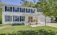 11831 Parliament Dr, Woodbridge, VA 22192